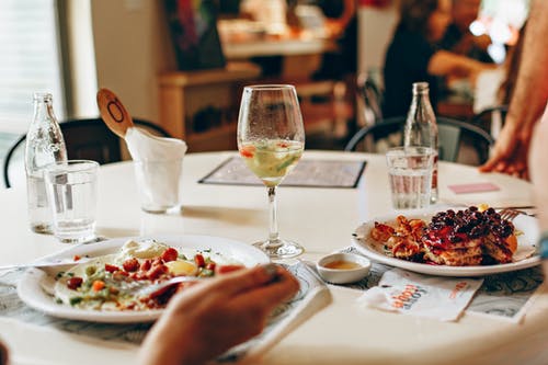Lesson 10: Eating out in a Fine Restaurant